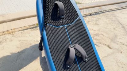 Test foot strap foil Tribord de Decathlon
