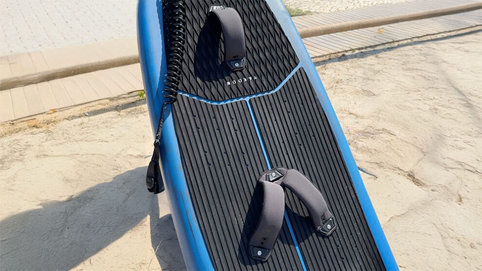 Test foot strap foil Tribord de Decathlon