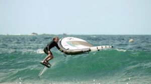 Vayu Aura X V3 Aluula, la nouvelle référence en wingfoil