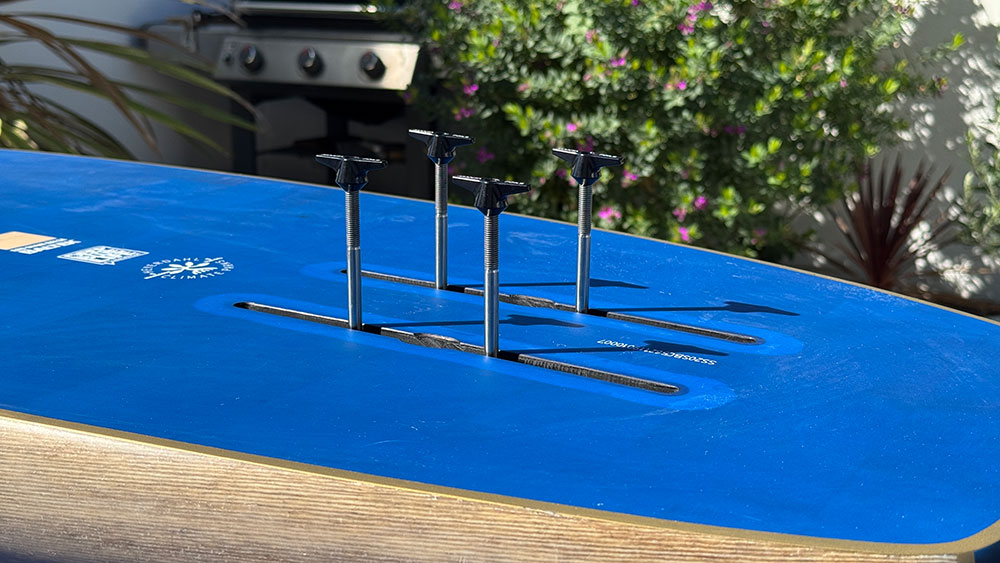 Visserie longue pour Foil Assist avec papillon de Manta Foils