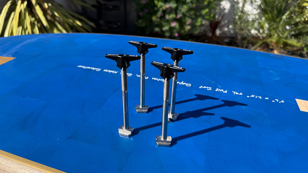 Visserie longue pour Foil Assist avec papillon de Manta Foils