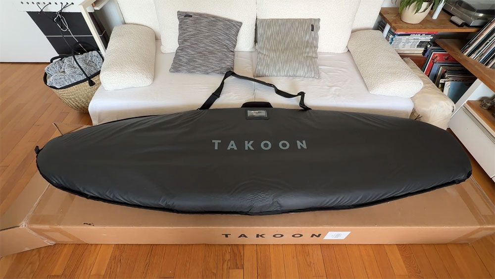 Protégez votre planche avec le Foilboard Day Bag Takoon