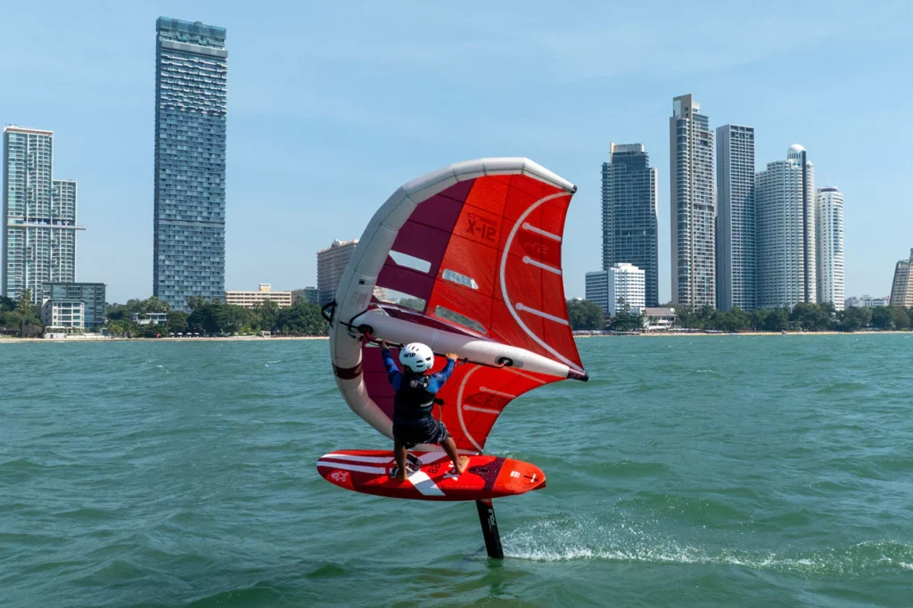 Starboard X-15 Class Foilboard pour la course ultime en wing foil
